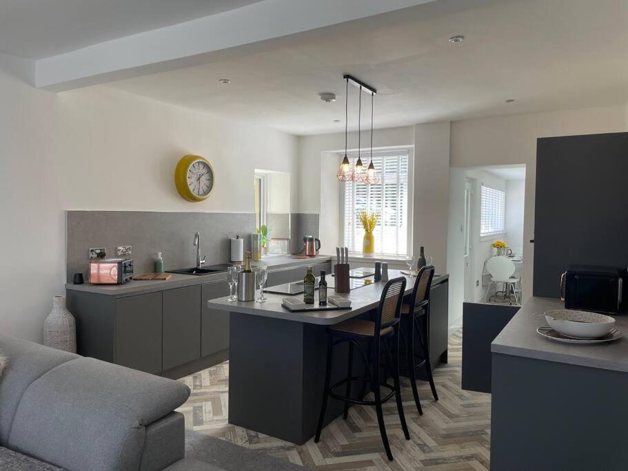 Fantastic Home In Brightons, Falkirk. Polmont Εξωτερικό φωτογραφία