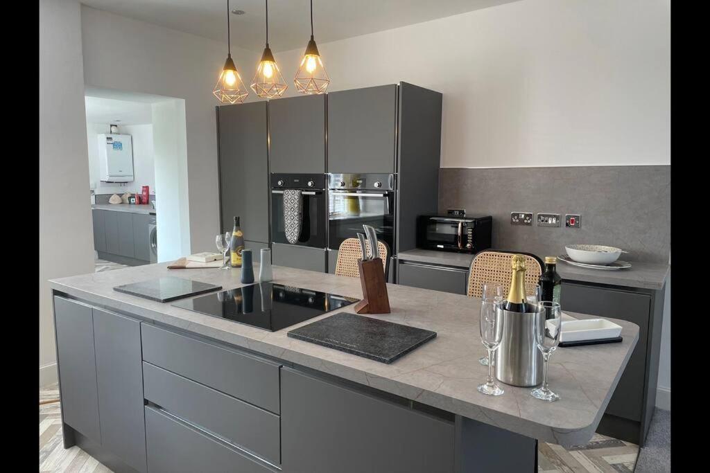 Fantastic Home In Brightons, Falkirk. Polmont Εξωτερικό φωτογραφία